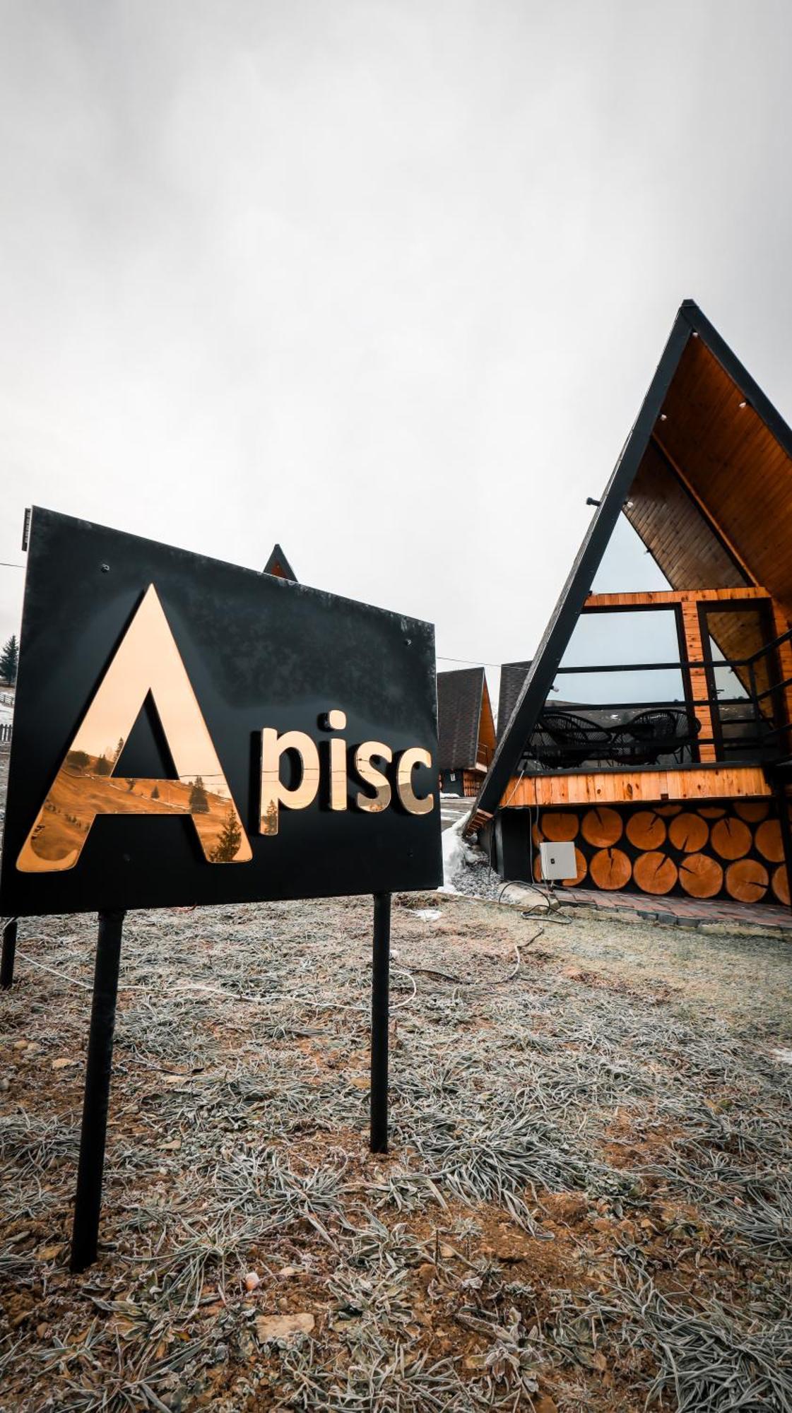 A Pisc Hotel Vatra Moldoviţei Exterior foto